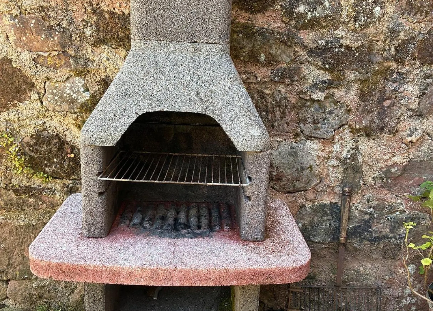 Domaine De Jouani Gite La Charrue Villecomtal Prázdninový dům